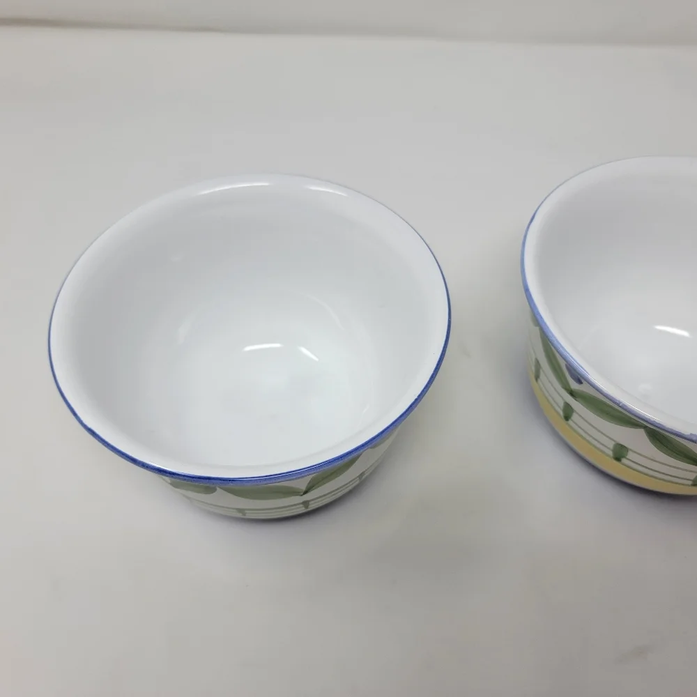 Pair of Williams Sonoma bowls Marisol Italy 4"h x 5.5"w. all purpose cereal soup - Picture 11 of 12